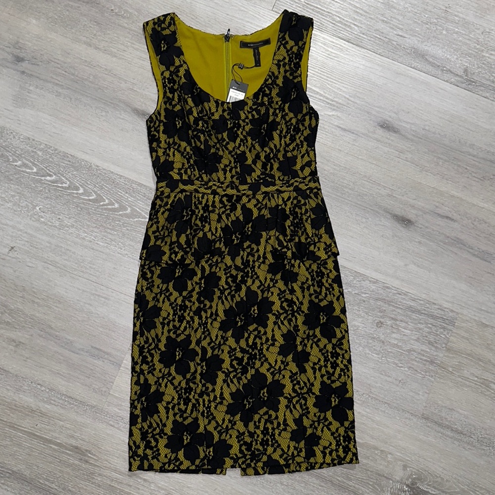BCBGMaxAria “Etna” Lace Peplum Dress. Size 6. Color: Peridot Combo NWT
